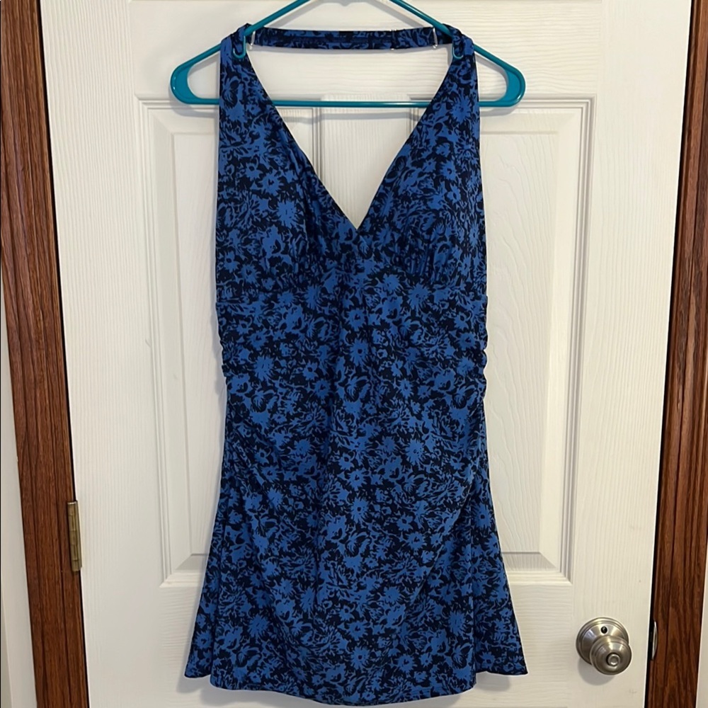 L.L. BEAN Blue & Black Floral Halter Dress One-Piece Swimsuit Women’s 16 Long